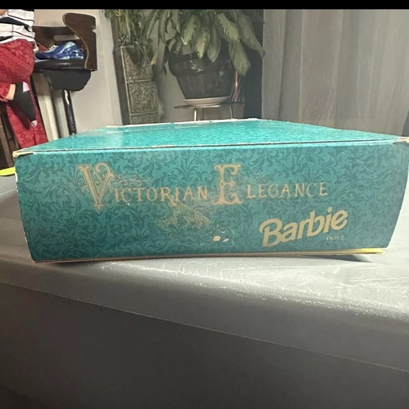 Barbie 1994 Victorian Elegance Doll By Mattel Special Edition NIB - Picture 4 of 6